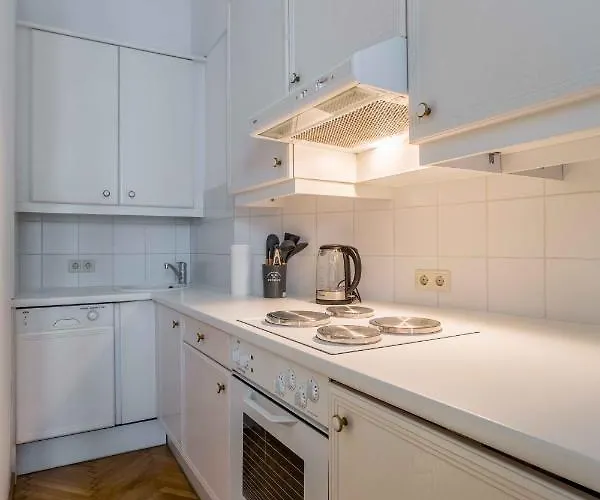 Apartamento Beautiful Center 4 *